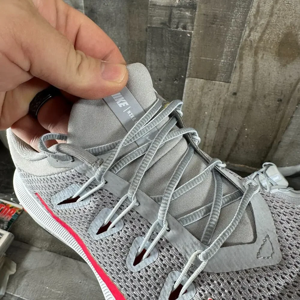 Nike quest shoes